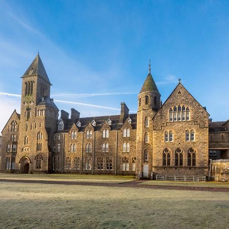 The Caledonian 3 Bedroom Self Catering Apartment In Historic Abbey Fort Augustus Εξωτερικό φωτογραφία